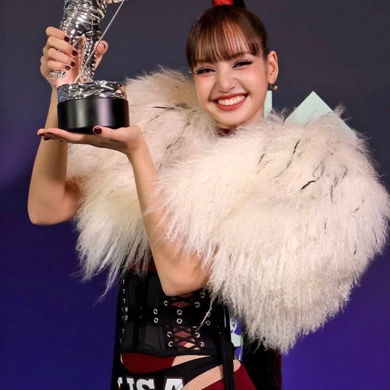 Lisa - VMA