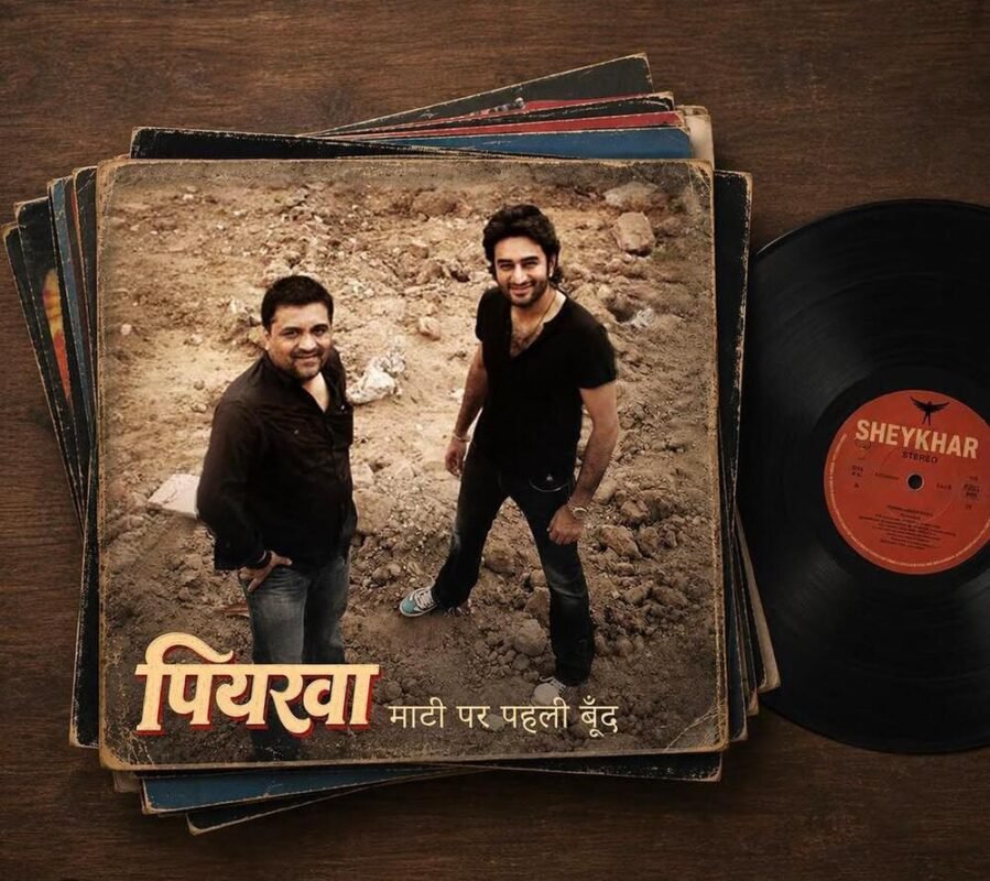 Sheykhar Ravjiani and Swanand Kirkire